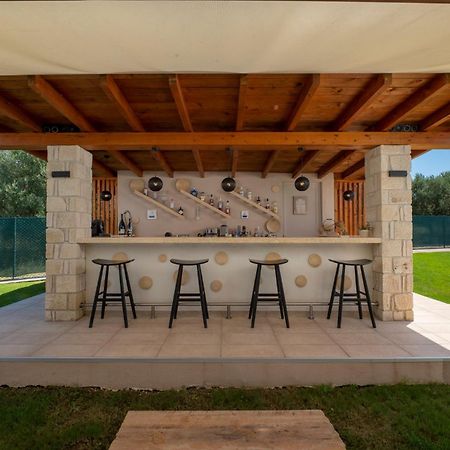 Mint Retreat Suites (Adults Only) Каландра Екстер'єр фото