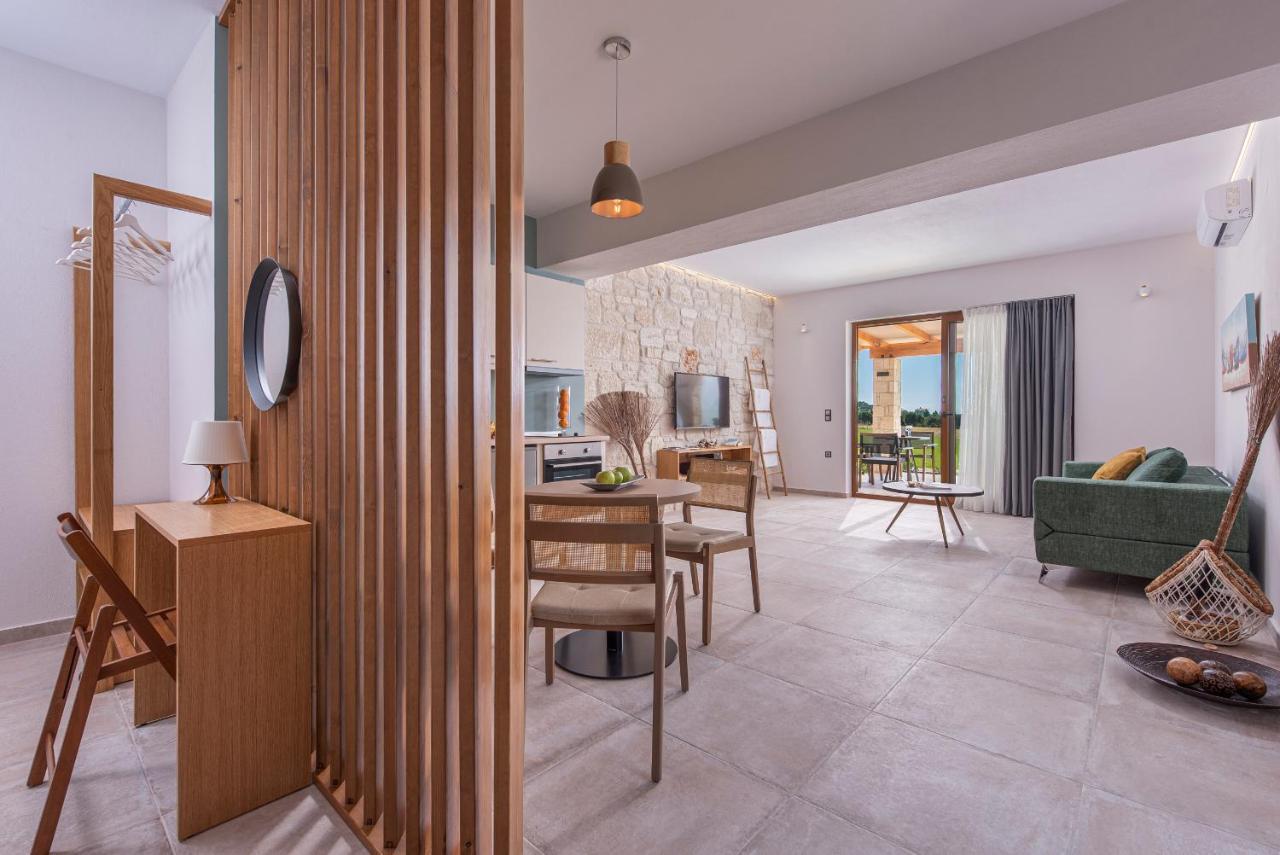 Mint Retreat Suites (Adults Only) Каландра Екстер'єр фото