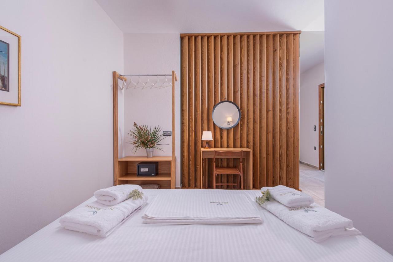 Mint Retreat Suites (Adults Only) Каландра Екстер'єр фото
