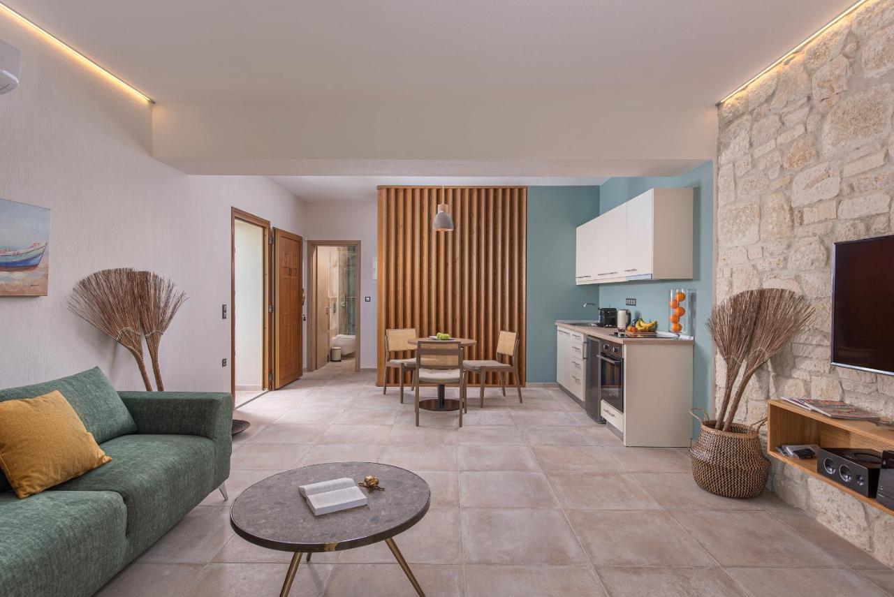 Mint Retreat Suites (Adults Only) Каландра Екстер'єр фото