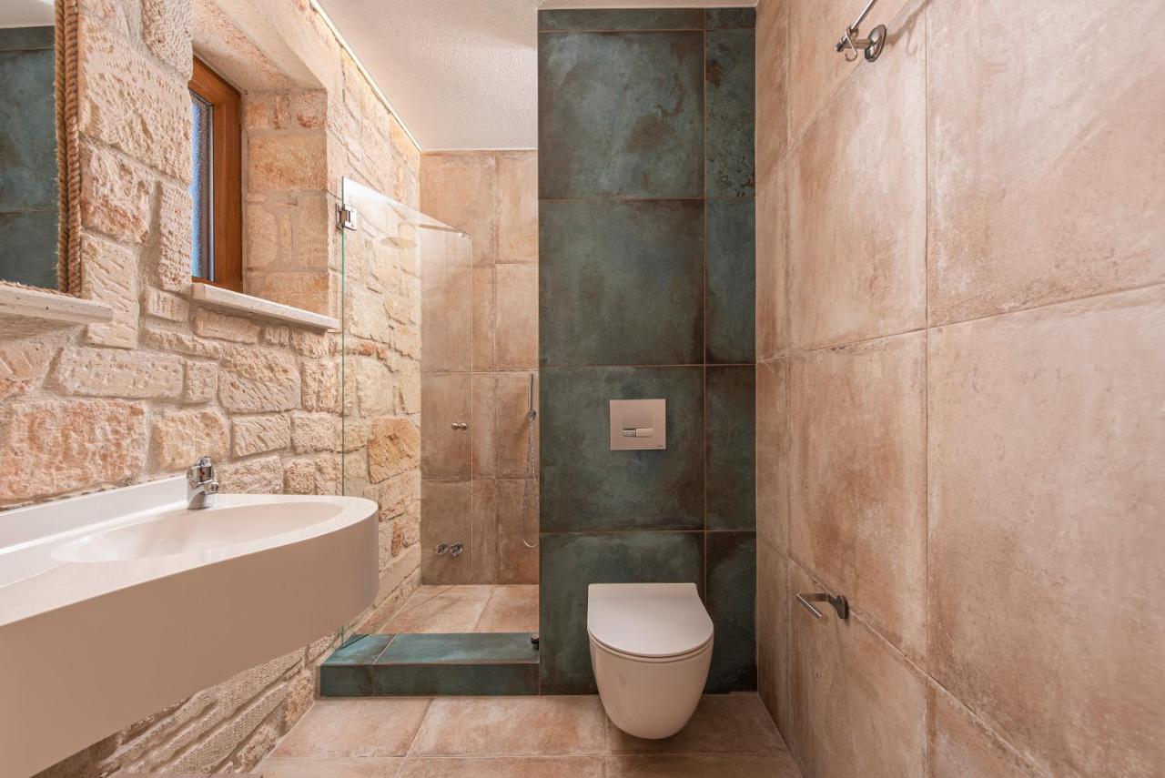 Mint Retreat Suites (Adults Only) Каландра Екстер'єр фото