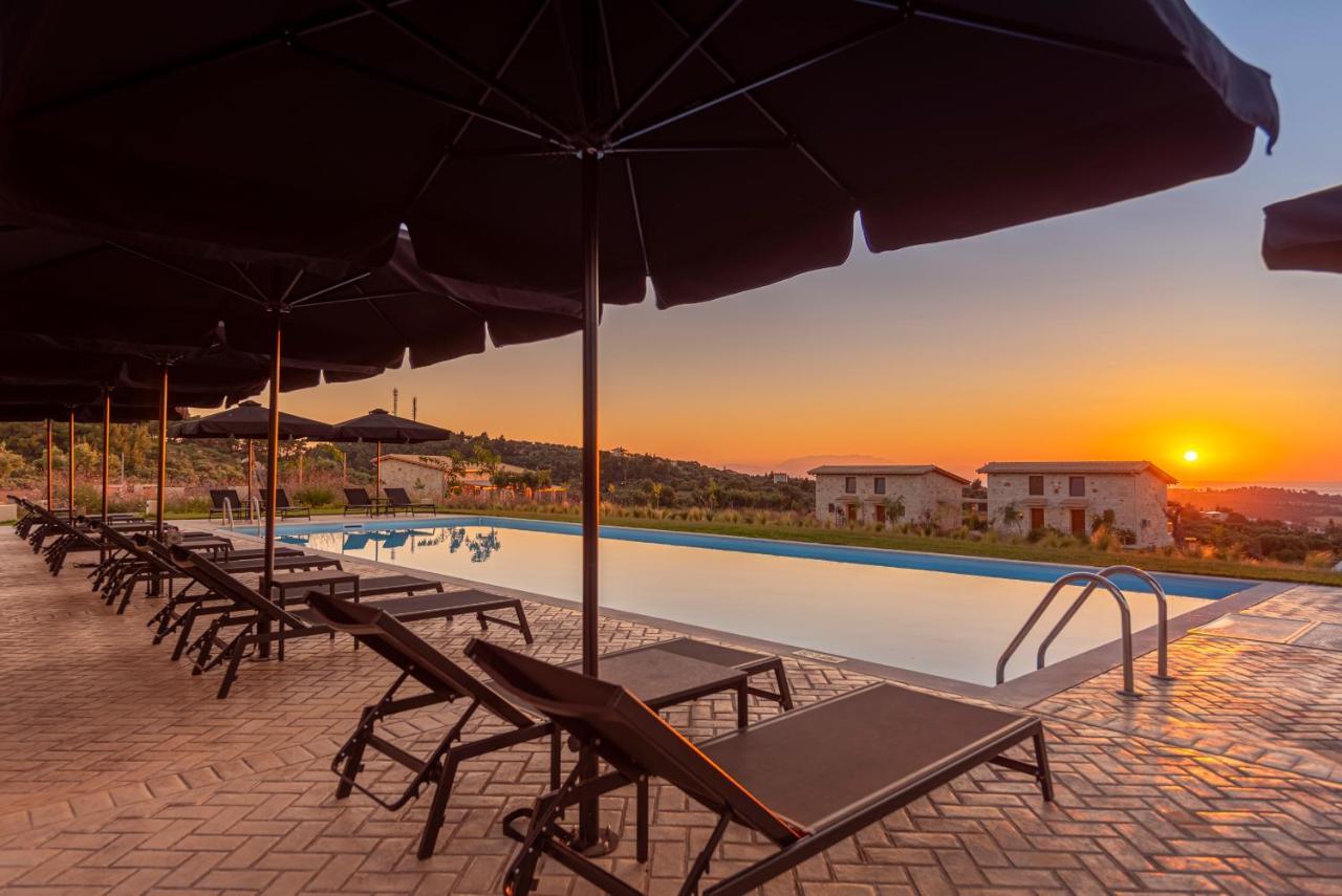 Mint Retreat Suites (Adults Only) Каландра Екстер'єр фото