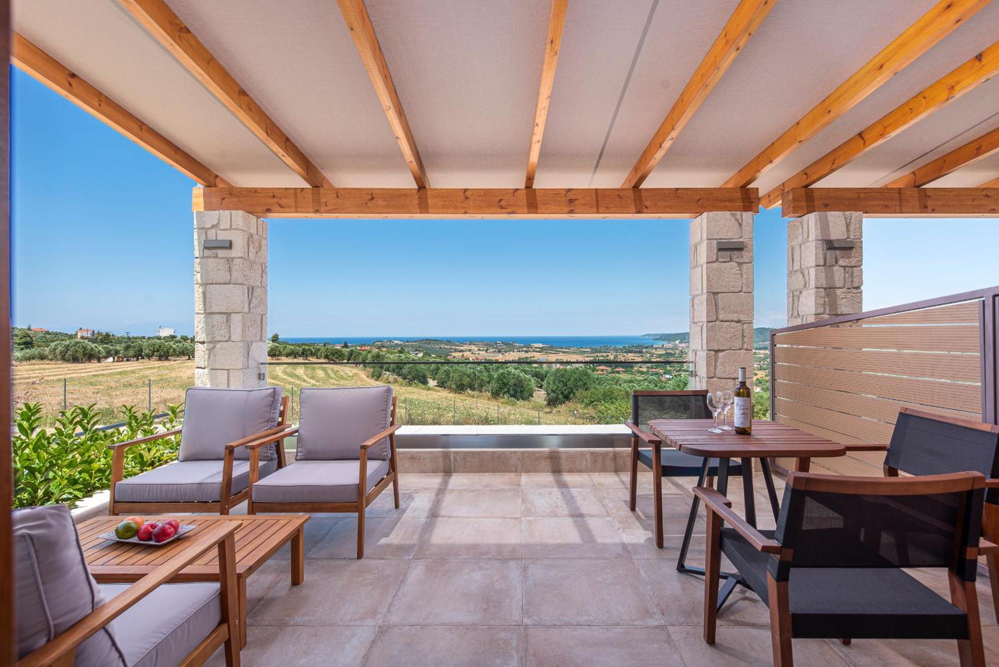 Mint Retreat Suites (Adults Only) Каландра Номер фото